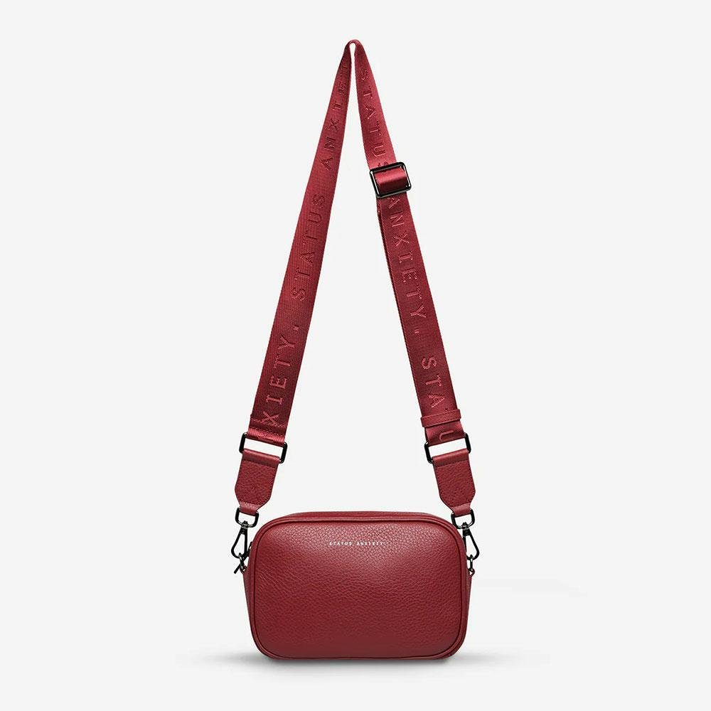 Status Anxiety Plunder Bag With Webbed Strap - Rouge