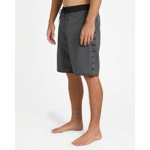 Billabong Shadow Cut OG 20" Boardshorts